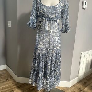 Rahi Chic Blue Paisley Long Sleeve Dress side cut outs size small